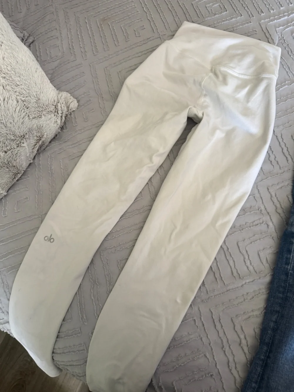 ALO high waisted leggings - Picture 3 of 6